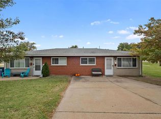 4124 Cypress Rd, Saint Ann, MO 63074