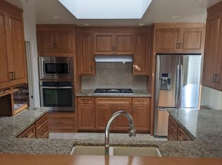 26070 Quail Ln, Los Altos, CA 94022