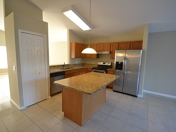 3rd image of 3817 Kyle Dr