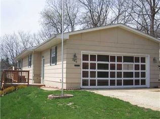 349 30th St SE, Cedar Rapids, IA 52403