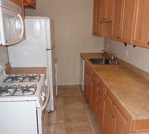 5th image of 3376 Bayside Ln