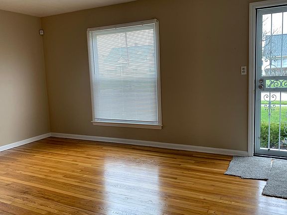 5th image of 13308 Shady Oak Blvd