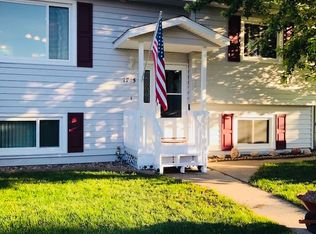 1715 29th St W, Williston, ND 58801