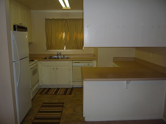 5th image of 521 Sandalwood Pl Unit 1