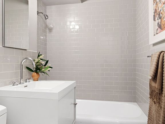 5th image of 351 E 57th St #2E