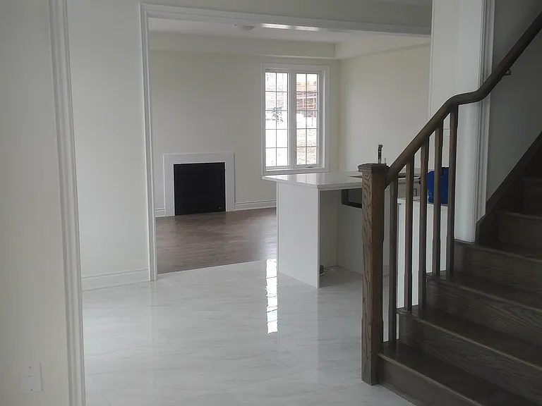 101 Hartney Dr — Photo 4