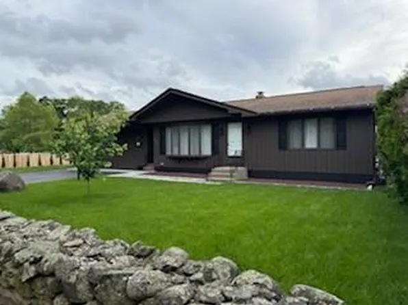 446 Angell Rd, North Providence, RI 02904