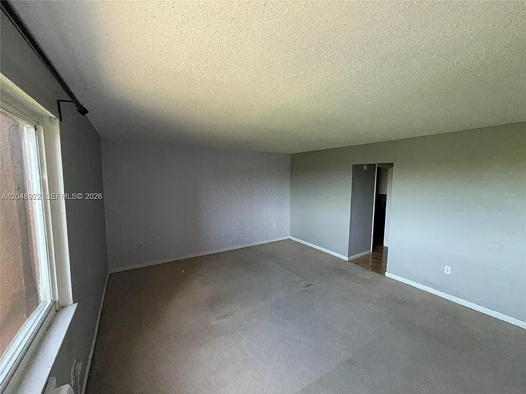 6960 Miami Gardens Dr #2-431A — Photo 14