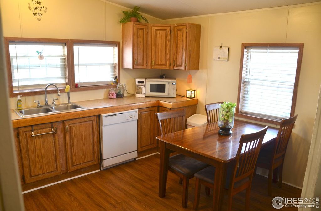 517 E Trilby Rd #33