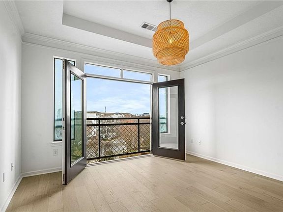 4th image of 400 17th St NW Unit 2409
