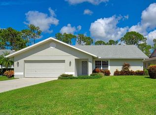 3588 Kent Dr, Naples, FL 34112