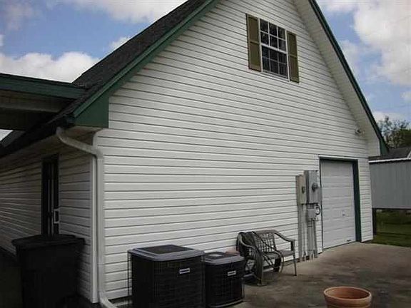 3rd image of 1517 West Ave