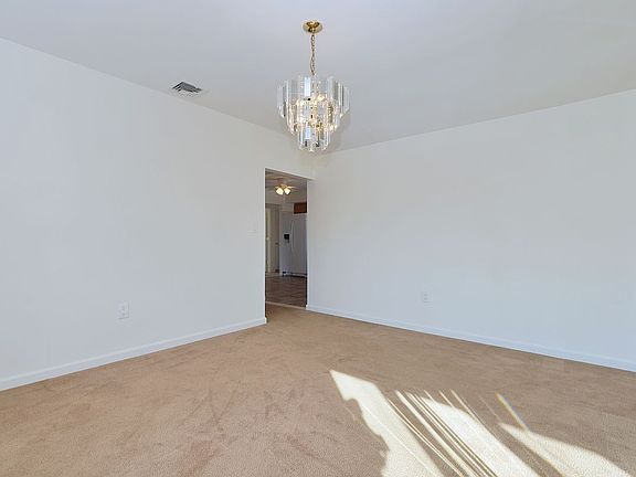 5th image of 50 McArthur Ave