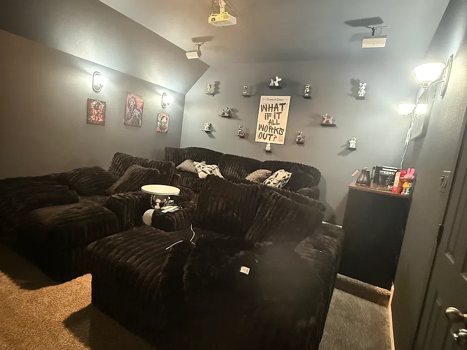27415 Royal Canyon Ln