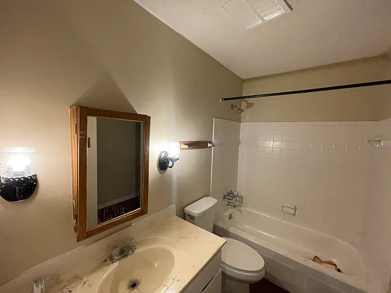 3751 Cambridge Station Dr — Photo 27