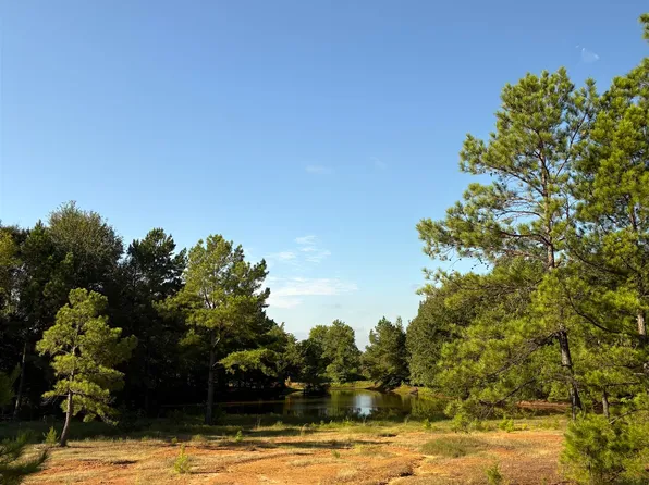 8965 North Dr #59, Marshall, TX 75670