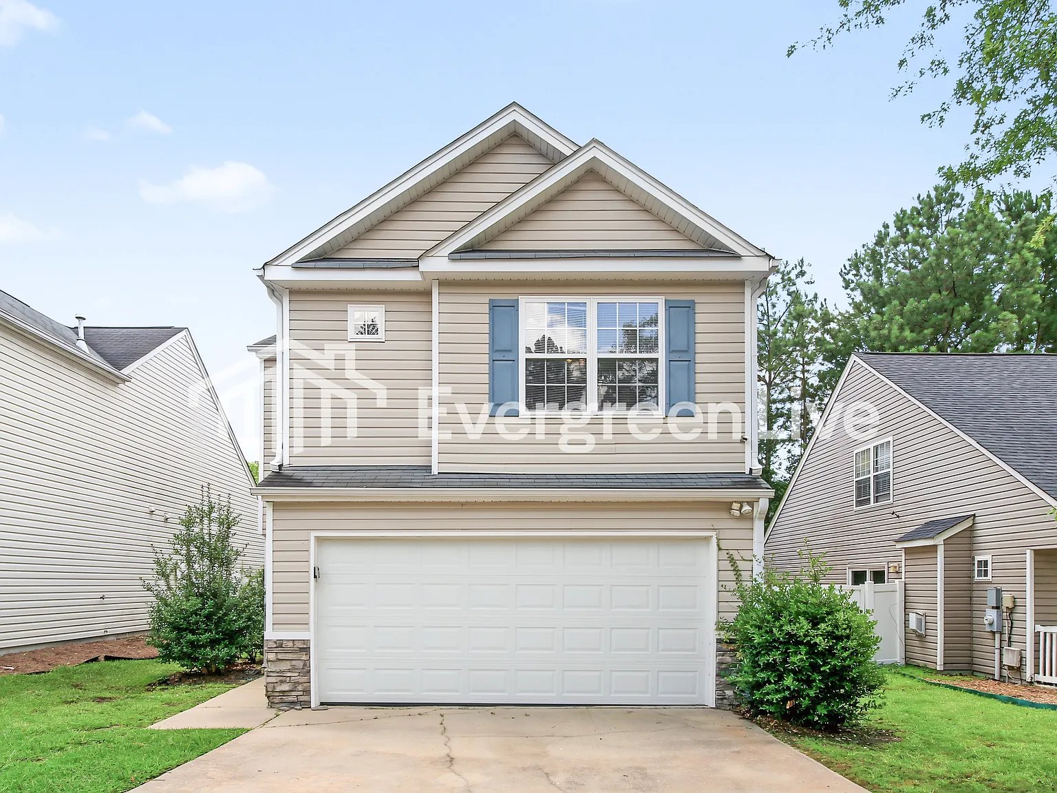 3 bed, 2.5 bath, 1385 sqft, $1,845 — Photo 1