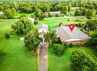 5717 NE King Rd, Apache, OK 73006