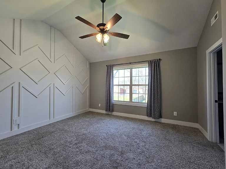 414 Oak St — Photo 23