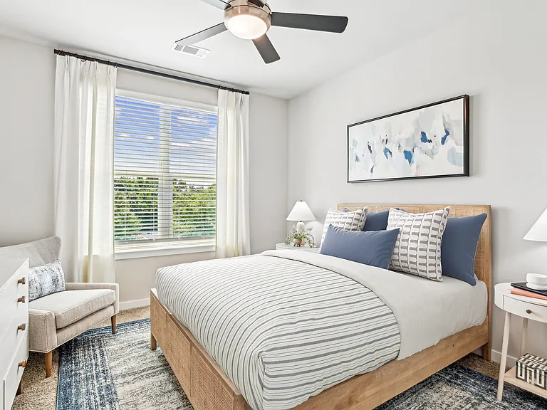 Accent Berkeley Place — Photo 12