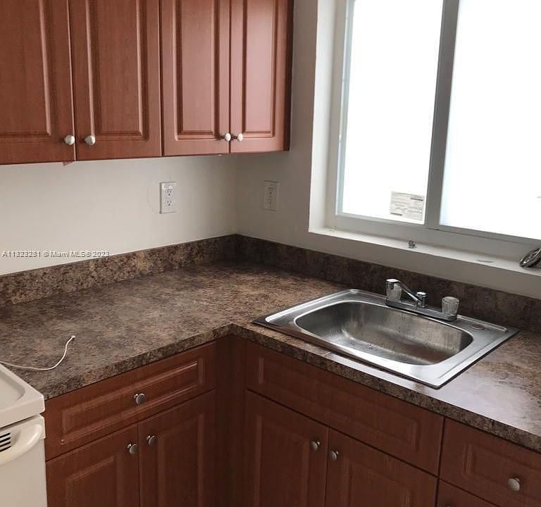 1st image of 215 NW 84th St #215