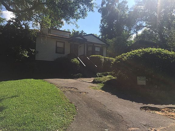 4th image of 1528 Twin Lakes Cir