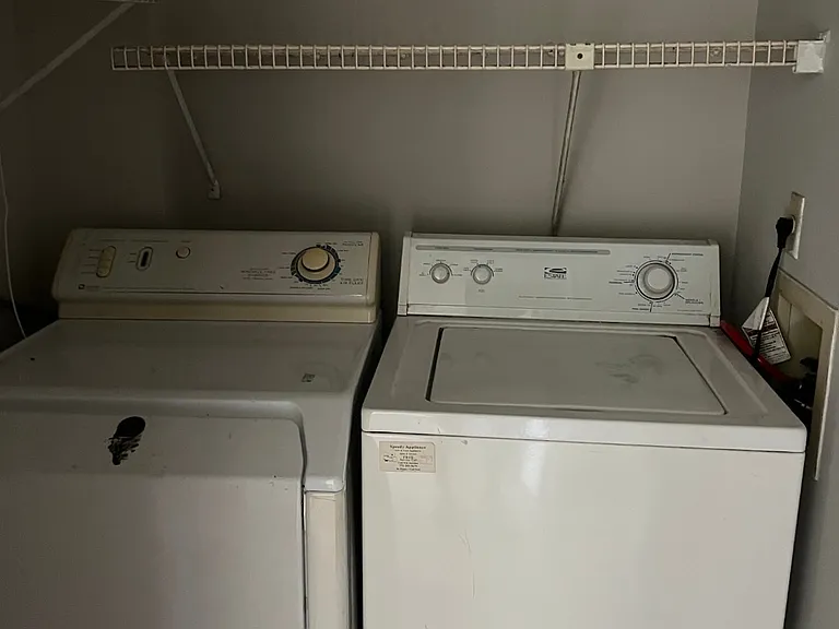 738 SW Claudia Ave — Photo 7