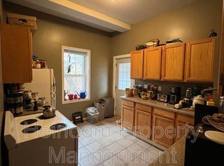 220 N 16th Ave E #1, Duluth, MN 55812