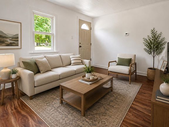 2nd image of 458 Bader St