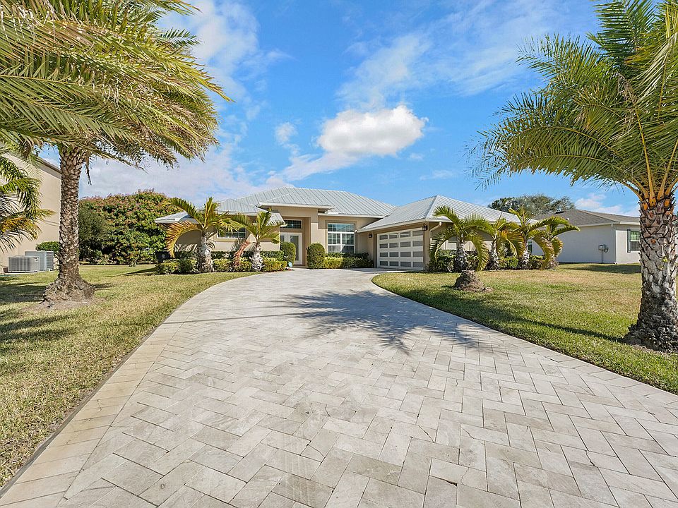 1st image of 1265 SW Milan Lane