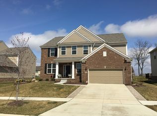 58664 Winnowing Cir N, South Lyon, MI 48178
