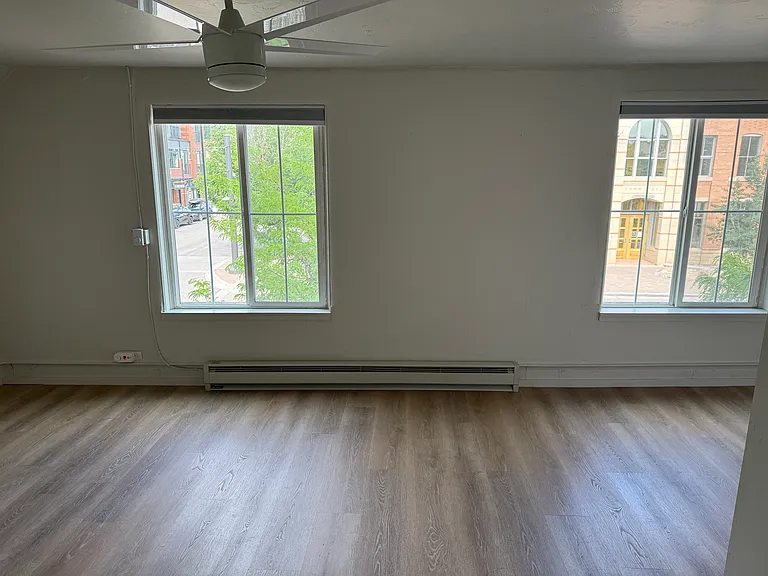 201 Broadway St #4 — Photo 2