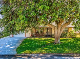 8240 Palencia Dr, Port Richey, FL 34668