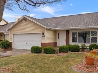 845 N Valley View Dr APT 902, St George, UT 84770