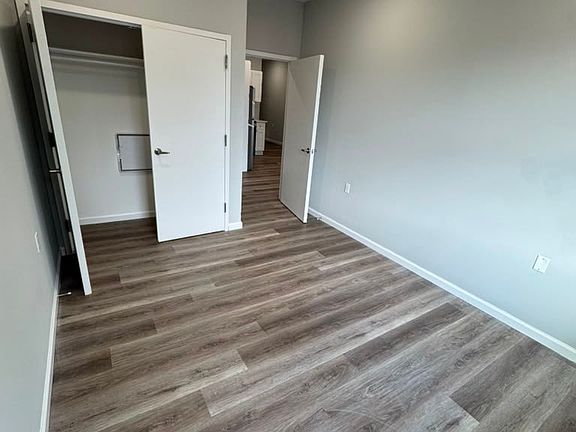 5th image of 445 Summer St #3