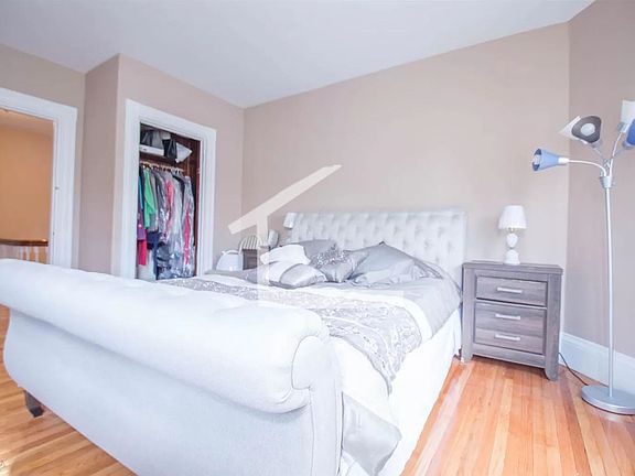 21 Euston St. #3 Brookline Unit Photo 4