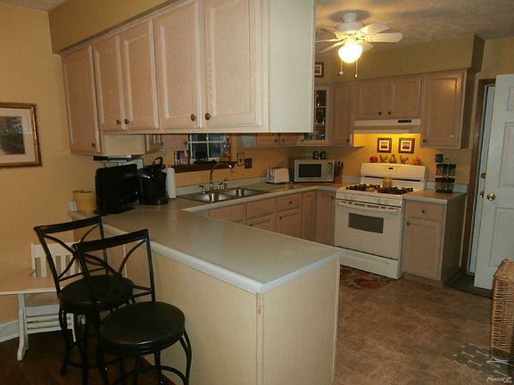 Kitchen is 10' x 12'