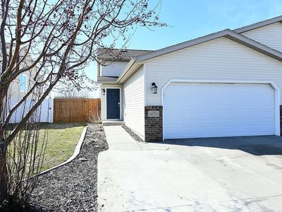 4254 39 1/2 Ave S, Fargo, ND, 58104