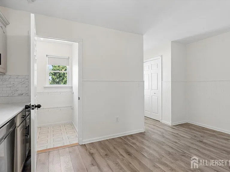 155 Emerson St #155 — Photo 11