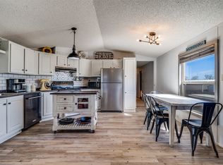 212 Farmhouse Rd, Springtown, TX 76082