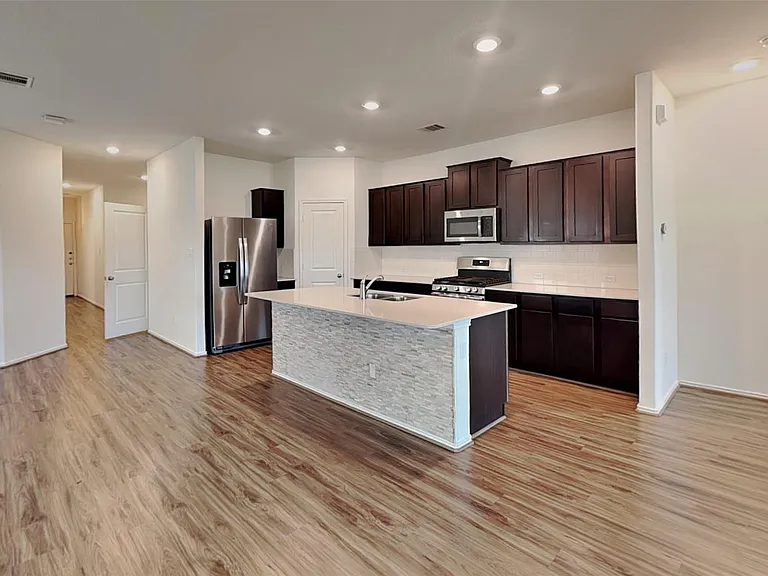 3356 Lauren Nicole Ln — Photo 4