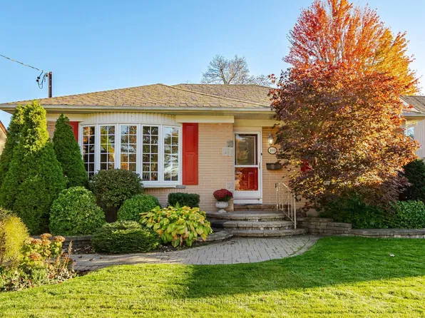 169 Pontiac Ave, Oshawa, ON L1G 3M4