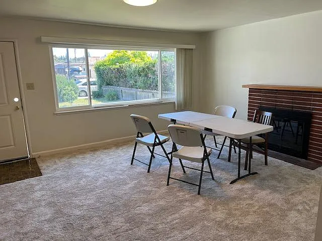 3437 Warburton Ave — Photo 4