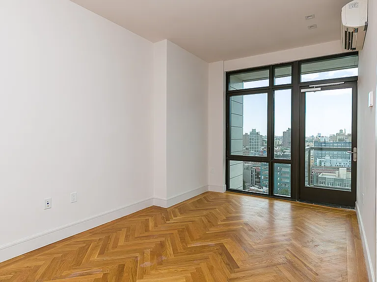 321 Wythe Ave #454 — Photo 1