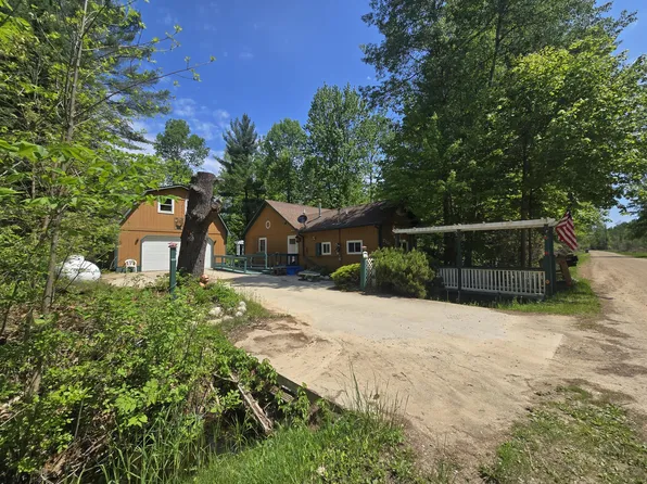 2115 Drummond Rd, Alger, MI 48610