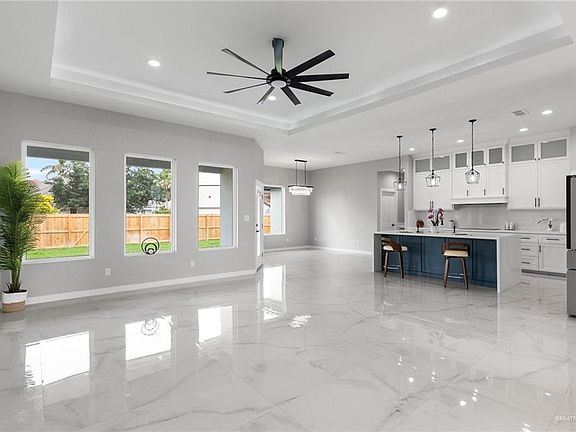3rd image of 3906 Tierra Escondida