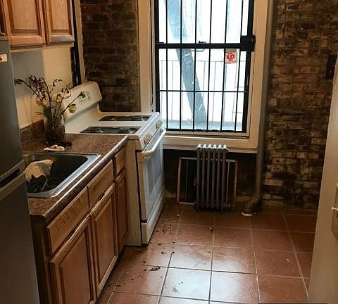 4th image of 2305 2nd Ave APT 24