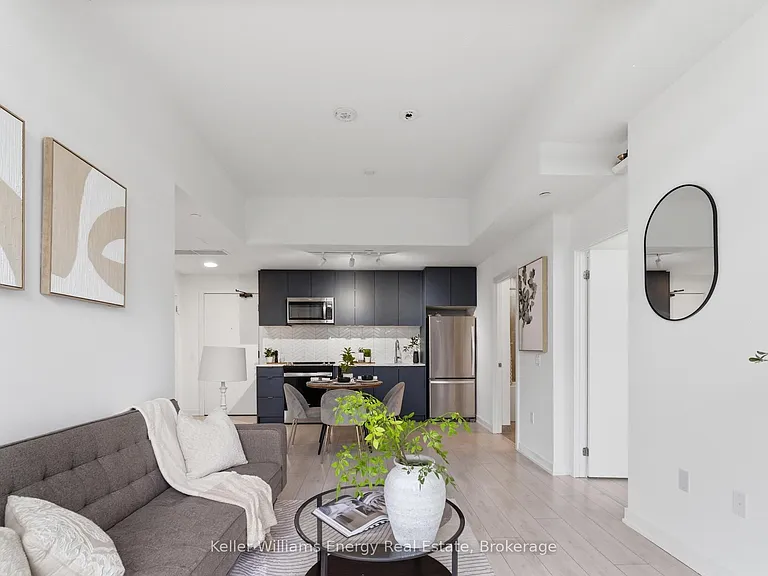 1614 Charles St #522 — Photo 9