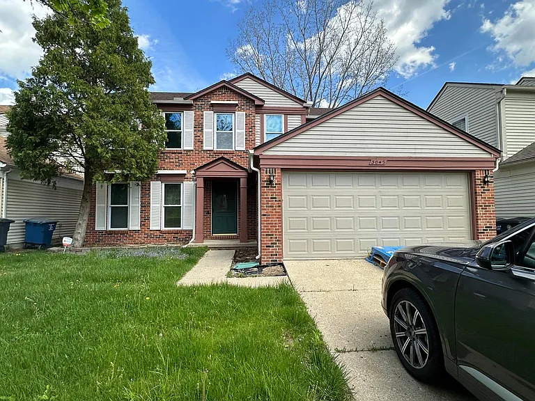 3045 Turnberry Ln — Photo 1