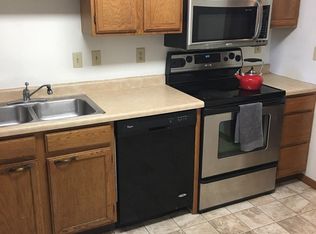 2540 18th St S APT 102, Fargo, ND 58103